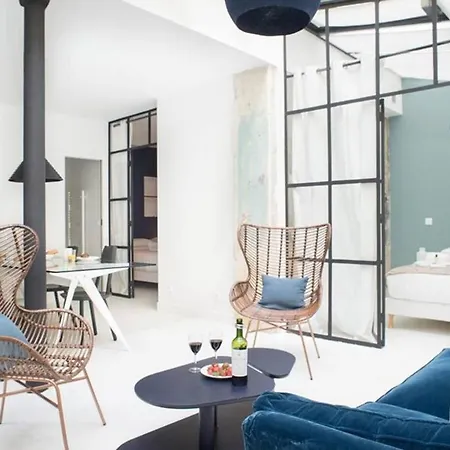 Design Loft Near Montmartre